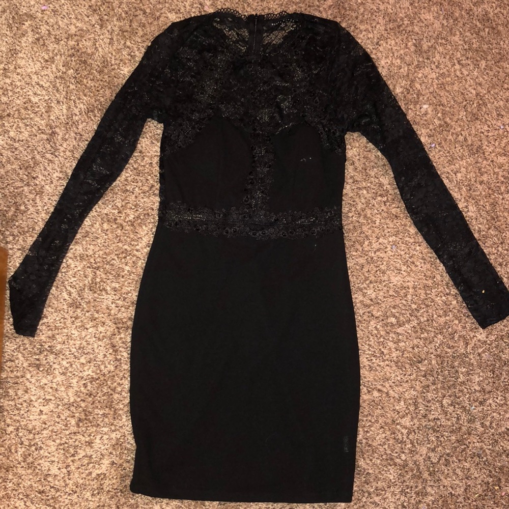 Black lacy dress